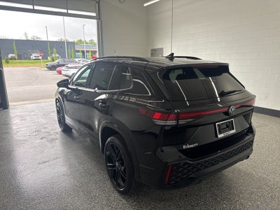 2026 Volkswagen Tiguan 2.0T SE R-Line Black