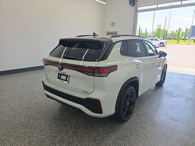 2026 Volkswagen Tiguan 2.0T SE R-Line Black