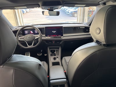 2026 Volkswagen Tiguan 2.0T SE R-Line Black