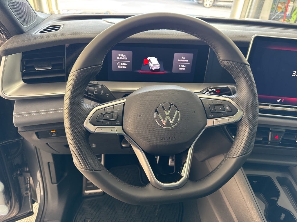 2026 Volkswagen Tiguan 2.0T SE R-Line Black