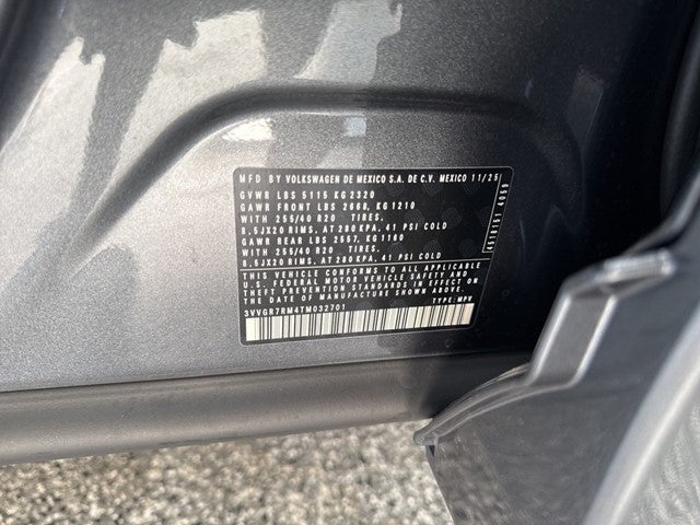 2026 Volkswagen Tiguan 2.0T SE R-Line Black