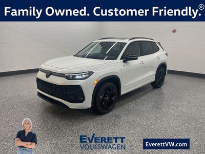 2026 Volkswagen Tiguan 2.0T SE R-Line Black