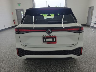 2026 Volkswagen Tiguan 2.0T SE R-Line Black
