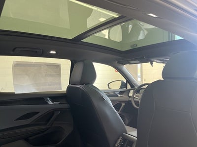 2026 Volkswagen Tiguan 2.0T SE R-Line Black