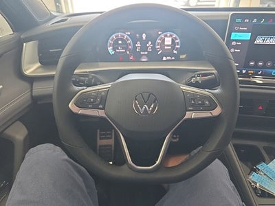 2026 Volkswagen Tiguan 2.0T SE R-Line Black
