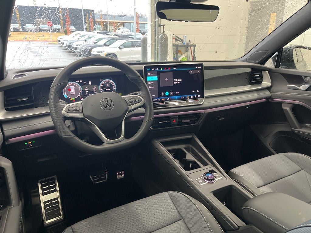 2026 Volkswagen Tiguan 2.0T SE R-Line Black