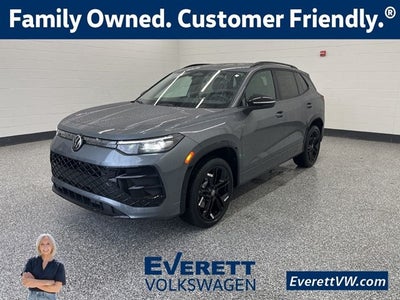 2026 Volkswagen Tiguan 2.0T SE R-Line Black