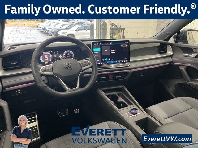 2026 Volkswagen Tiguan 2.0T SE R-Line Black