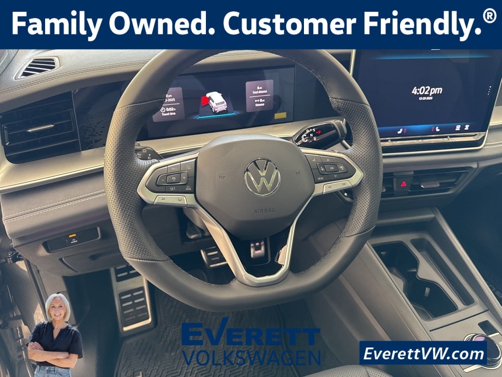 2026 Volkswagen Tiguan 2.0T SE R-Line Black