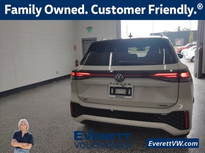 2026 Volkswagen Tiguan 2.0T SE R-Line Black