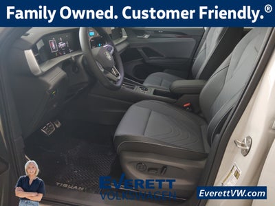 2026 Volkswagen Tiguan 2.0T SE R-Line Black