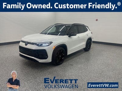 2026 Volkswagen Tiguan 2.0T SE R-Line Black