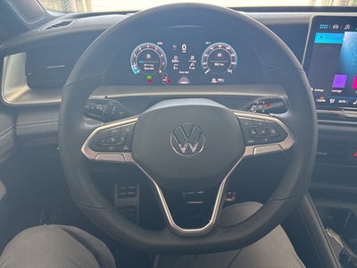 2026 Volkswagen Tiguan 2.0T SE R-Line Black