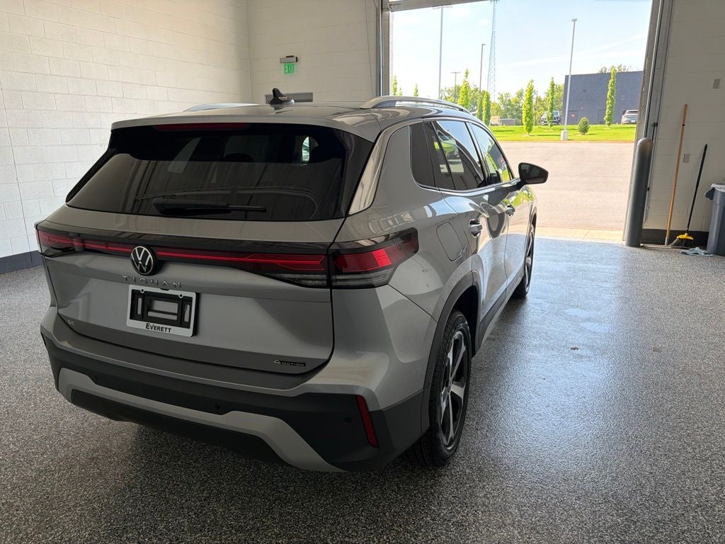 2026 Volkswagen Tiguan 2.0T SE