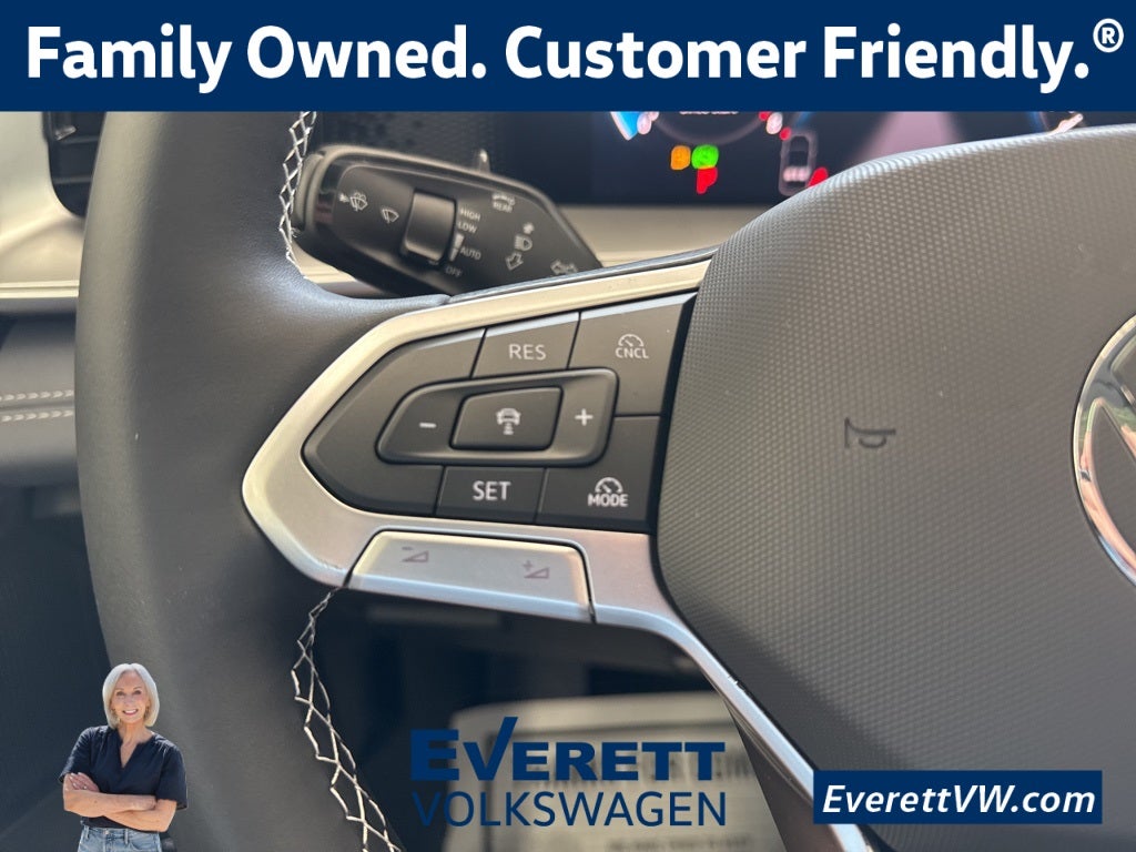 2025 Volkswagen Tiguan 2.0T SE