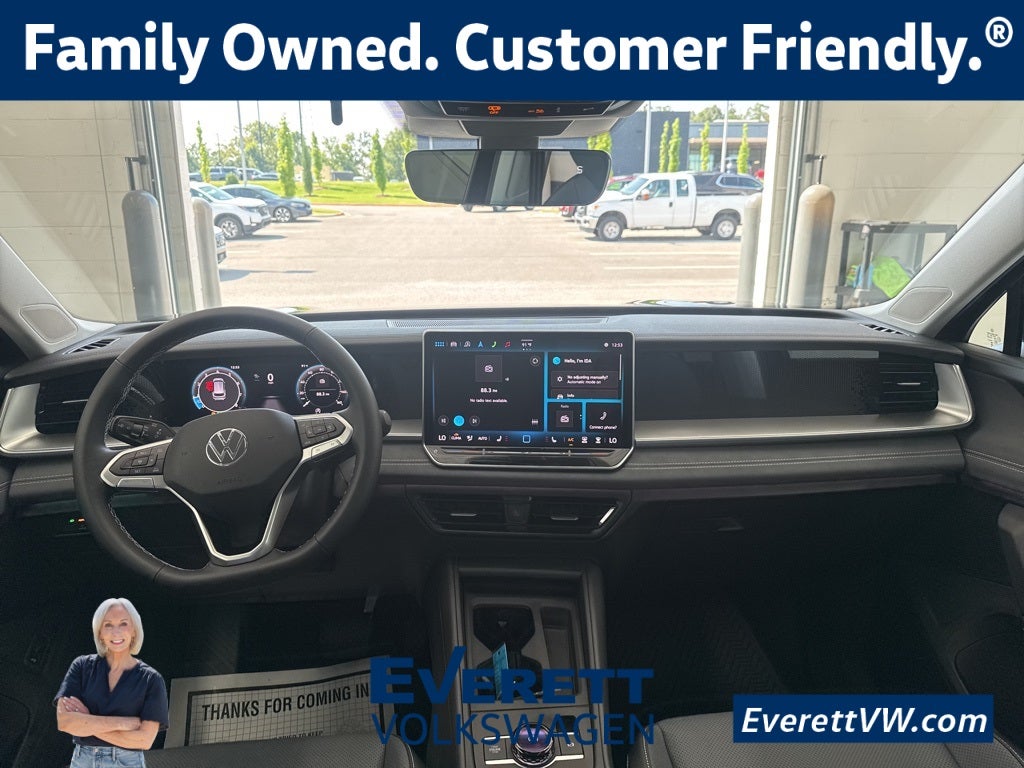 2025 Volkswagen Tiguan 2.0T SE