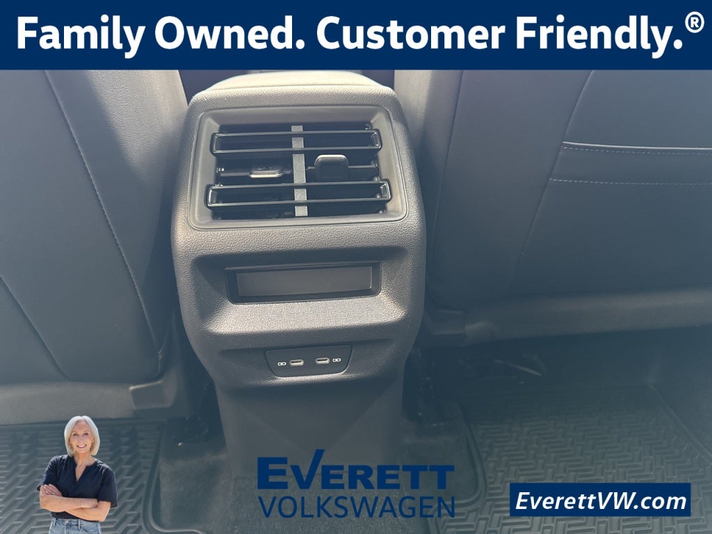 2026 Volkswagen Tiguan 2.0T SE