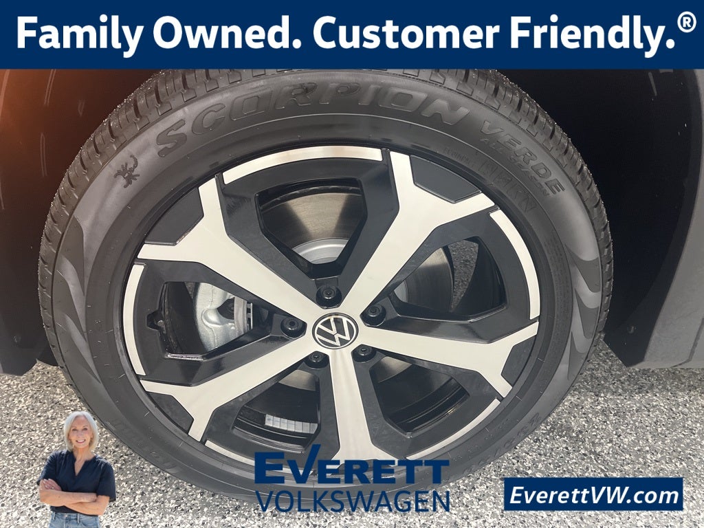 2026 Volkswagen Tiguan 2.0T SE