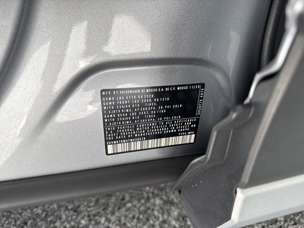 2026 Volkswagen Tiguan 2.0T SE