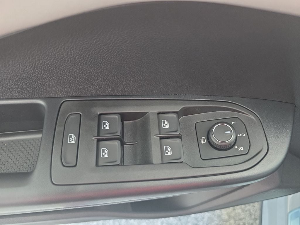 2027 Volkswagen Taos 1.5T SE