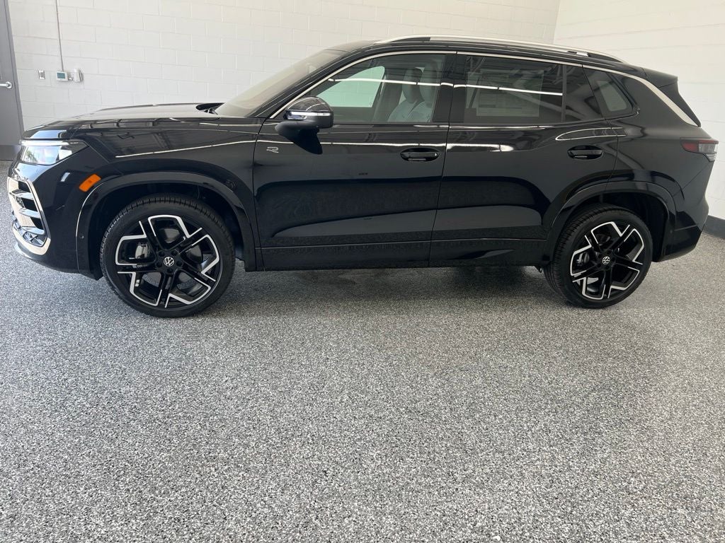 2026 Volkswagen Tiguan 2.0T SEL R-Line Turbo