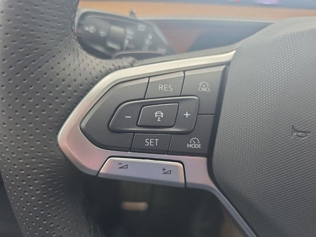 2026 Volkswagen Tiguan 2.0T SEL R-Line Turbo