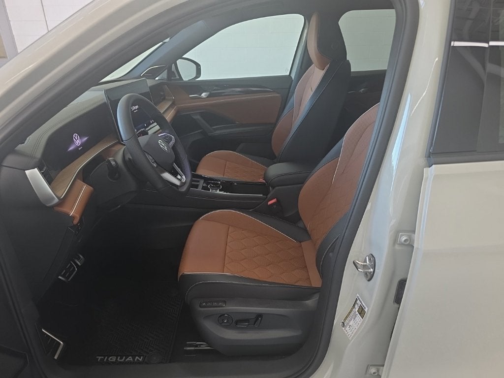 2026 Volkswagen Tiguan SEL R-Line Turbo