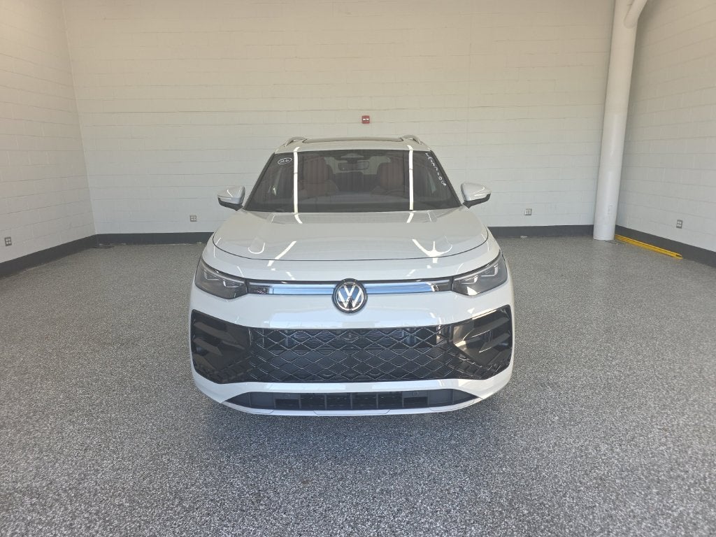 2026 Volkswagen Tiguan SEL R-Line Turbo