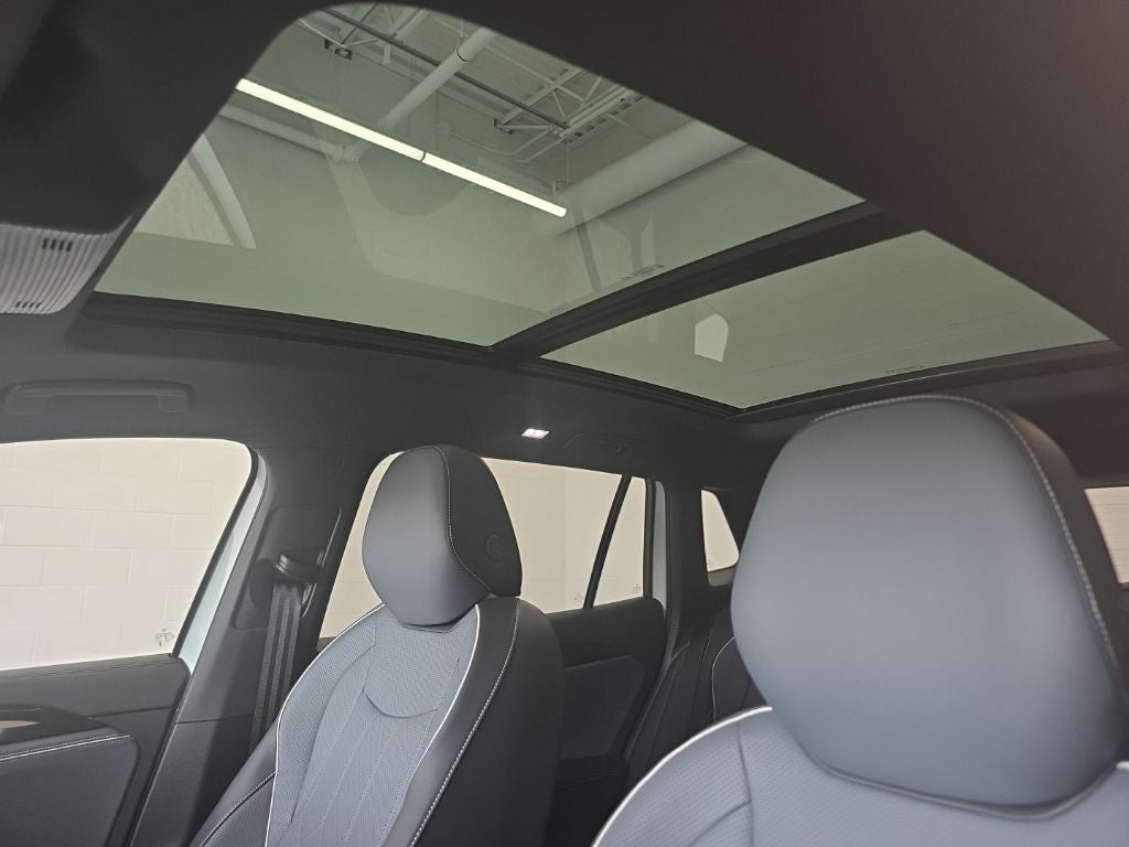 2026 Volkswagen Tiguan 2.0T SEL R-Line Turbo