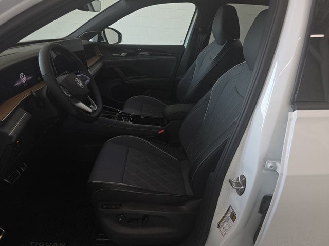 2026 Volkswagen Tiguan 2.0T SEL R-Line Turbo