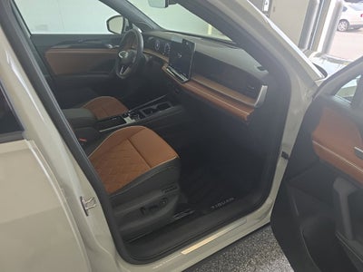 2026 Volkswagen Tiguan SEL R-Line Turbo