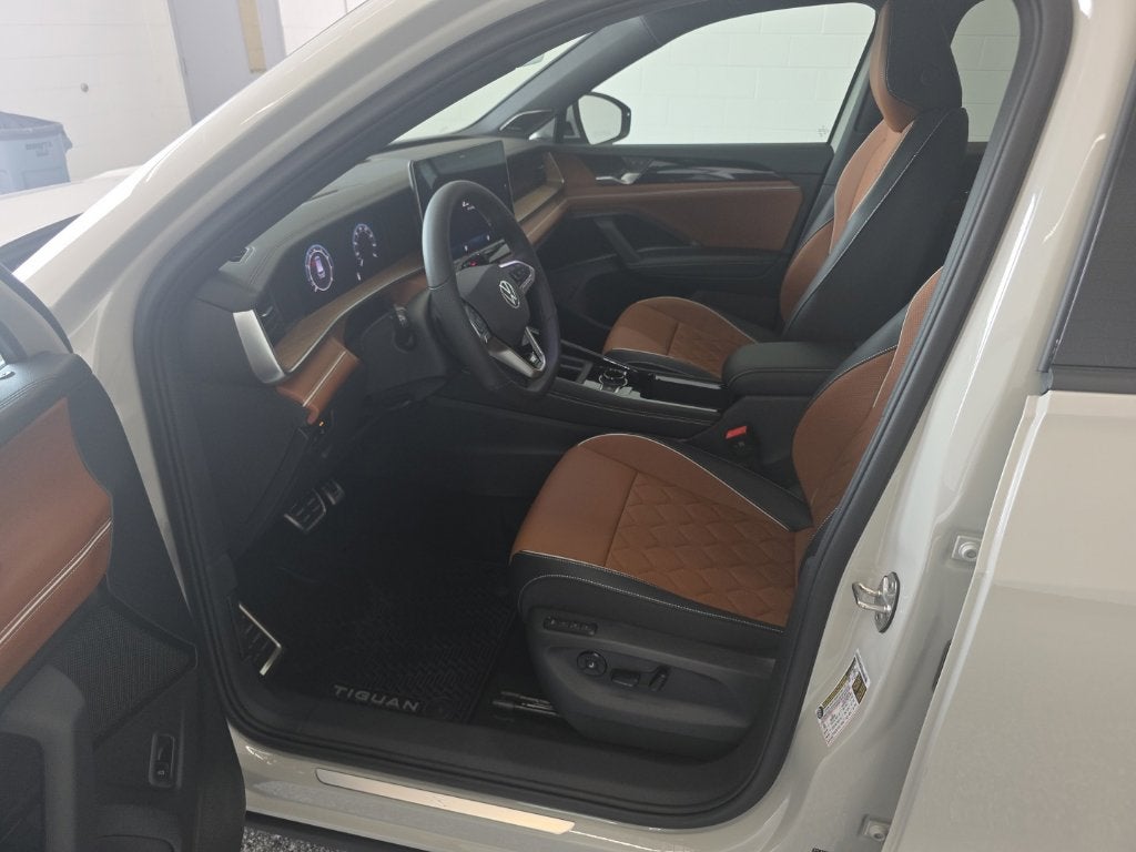 2026 Volkswagen Tiguan SEL R-Line Turbo