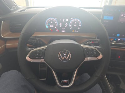 2026 Volkswagen Tiguan SEL R-Line Turbo