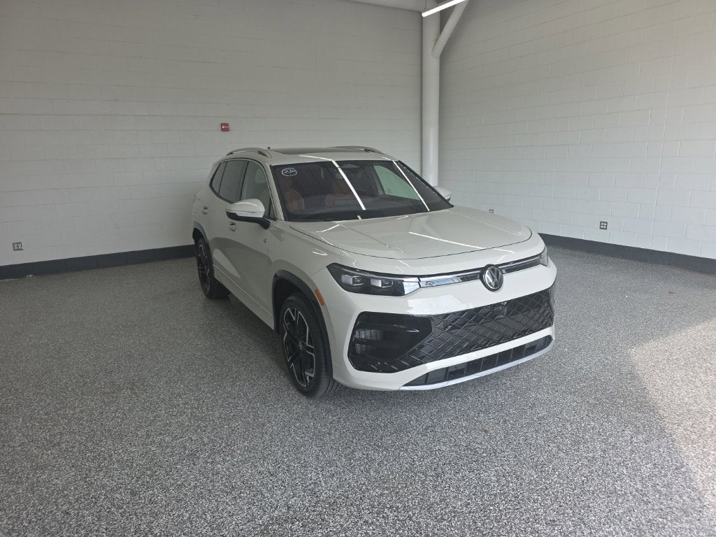 2026 Volkswagen Tiguan SEL R-Line Turbo