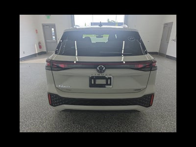 2026 Volkswagen Tiguan SEL R-Line Turbo