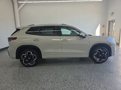 2026 Volkswagen Tiguan 2.0T SEL R-Line