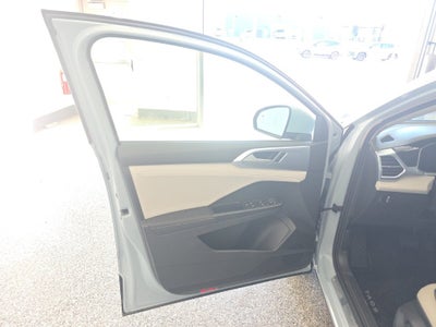 2027 Volkswagen Taos 1.5T SE