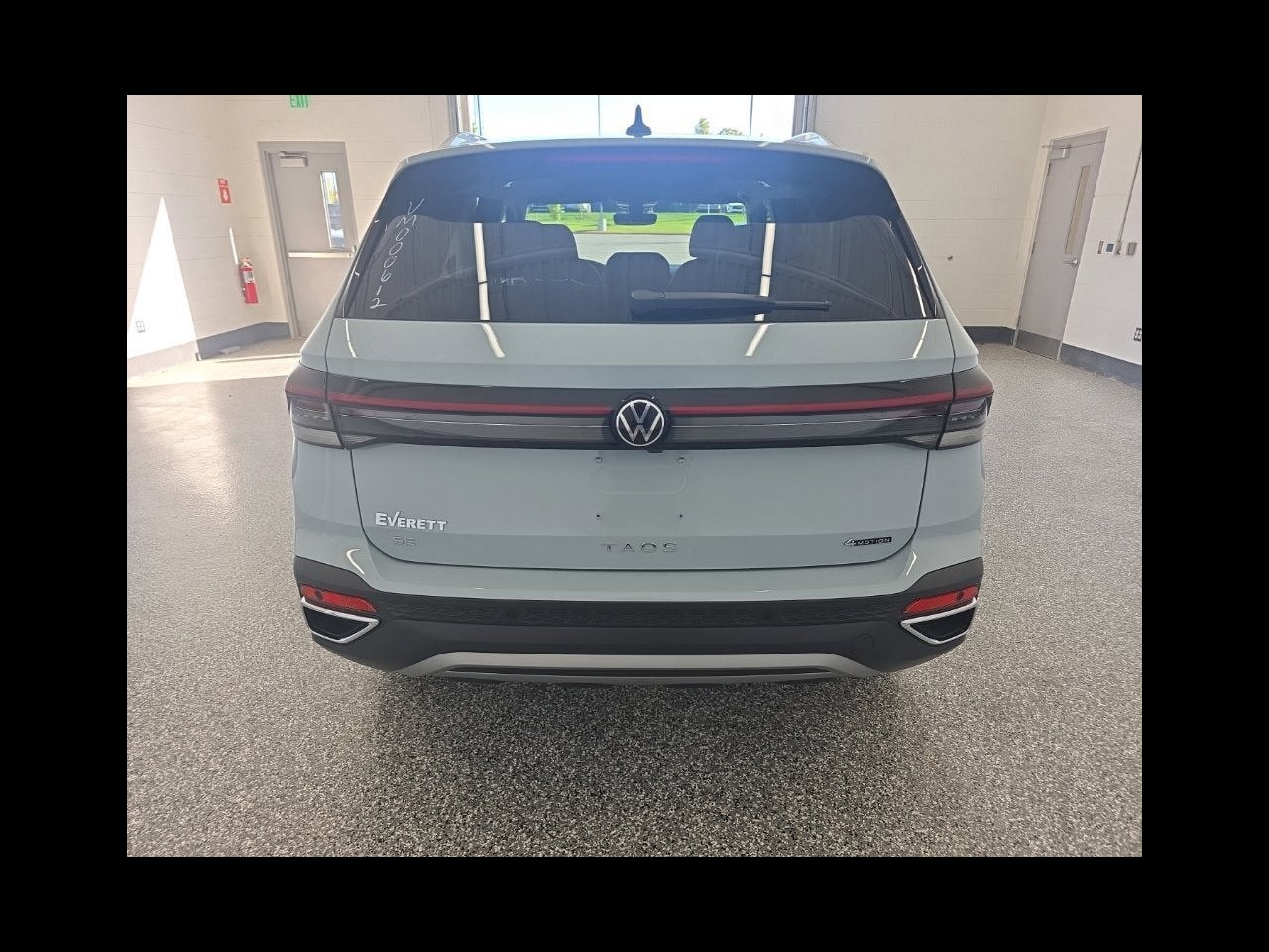 2027 Volkswagen Taos 1.5T SE