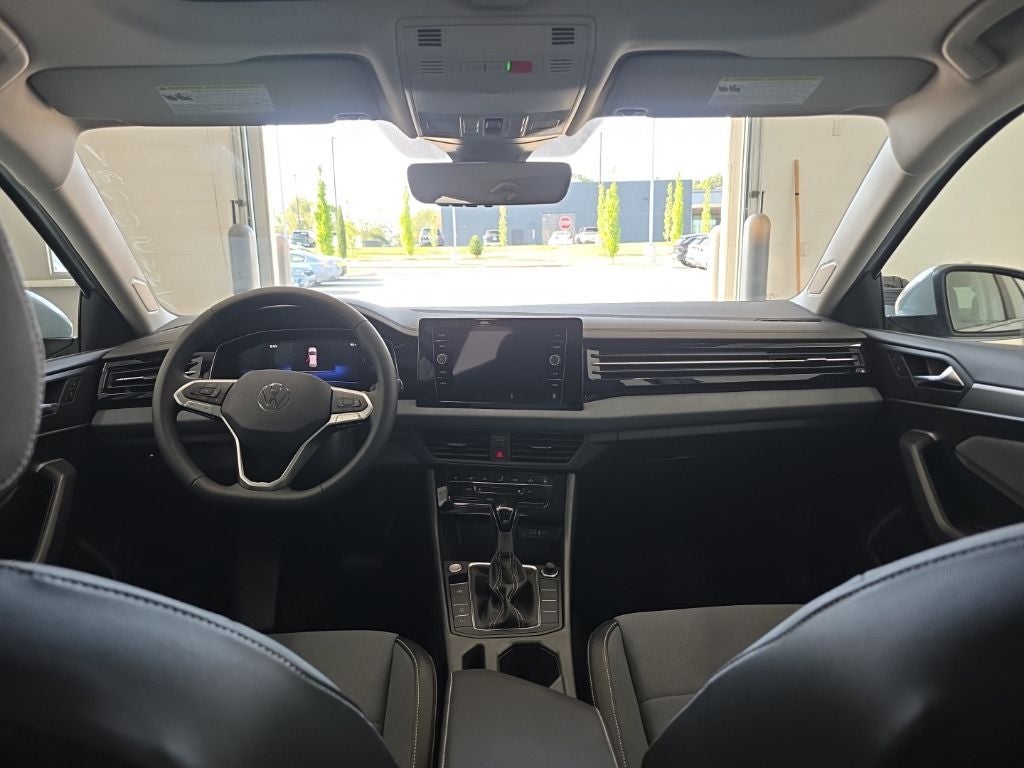 2027 Volkswagen Jetta 1.5T SE