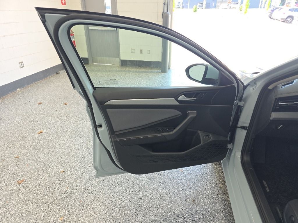 2027 Volkswagen Jetta 1.5T SE