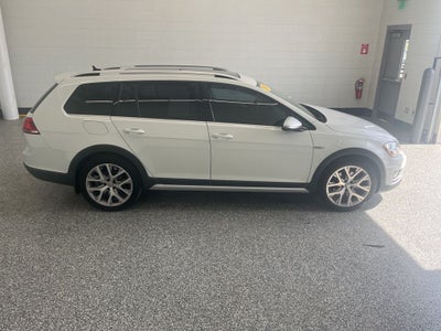 2017 Volkswagen Golf Alltrack TSI SEL 4Motion