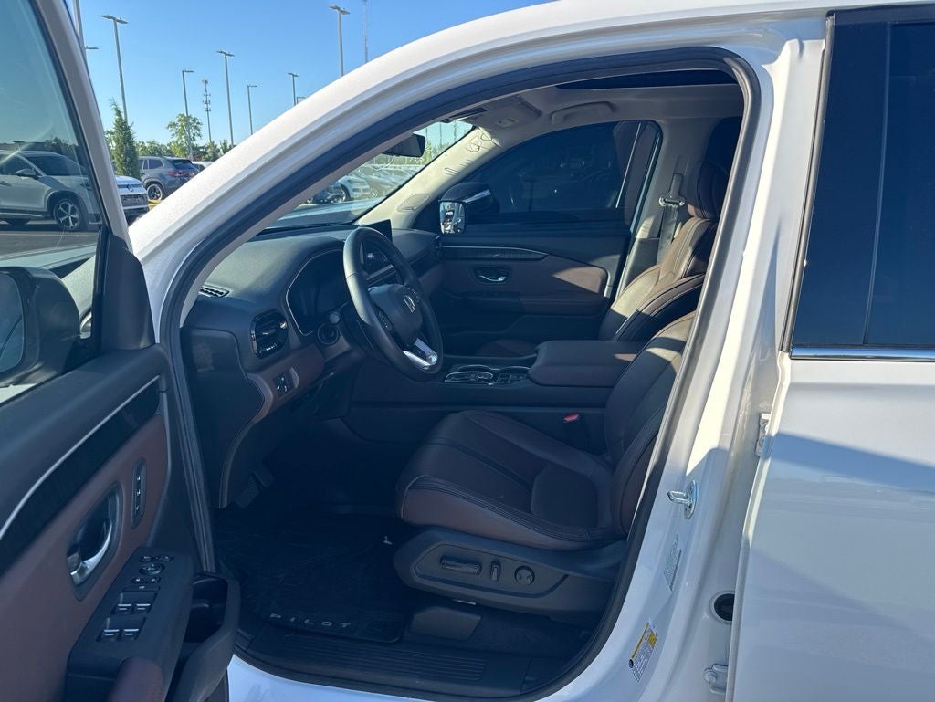 2025 Honda Pilot Elite