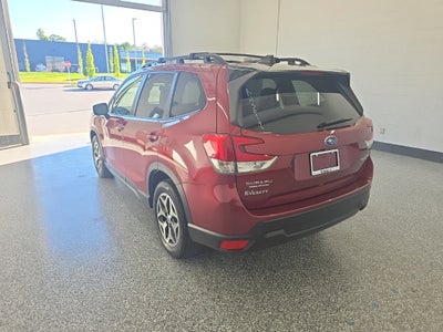 2024 Subaru Forester Premium