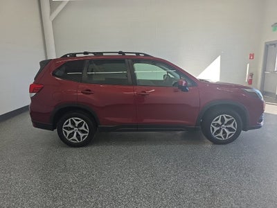 2024 Subaru Forester Premium