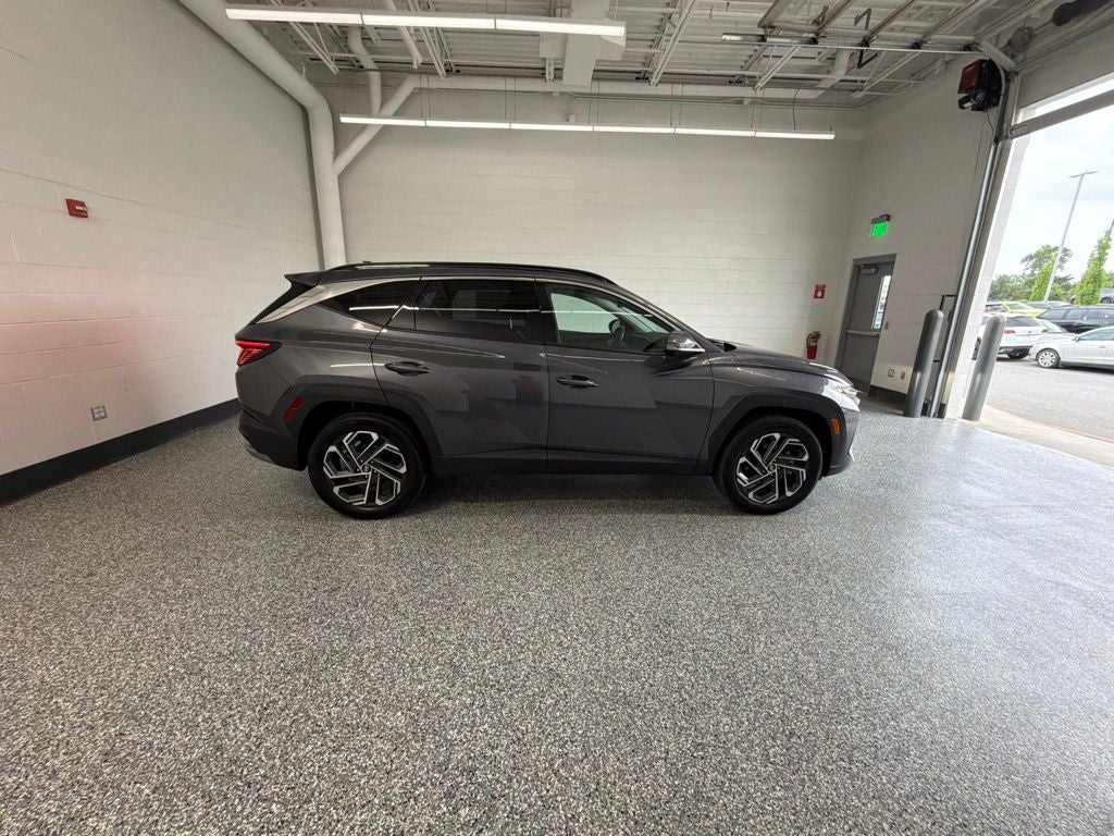 2025 Hyundai Tucson Hybrid Limited