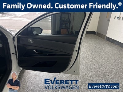 2023 Hyundai Elantra Hybrid Limited