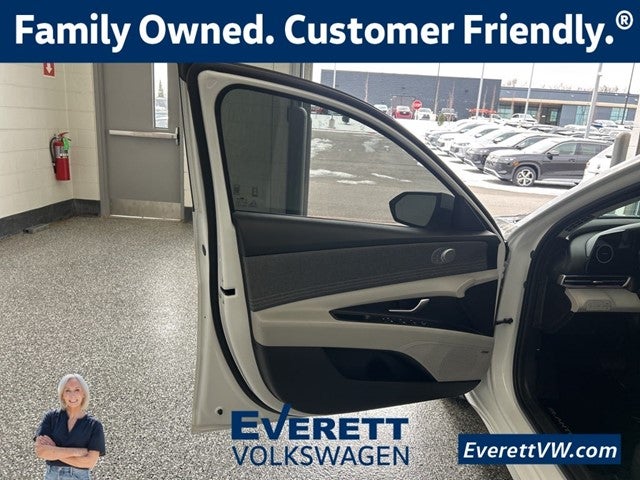 2023 Hyundai Elantra Hybrid Limited