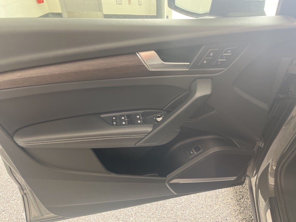 2024 Audi Q5 45 S line Premium Plus