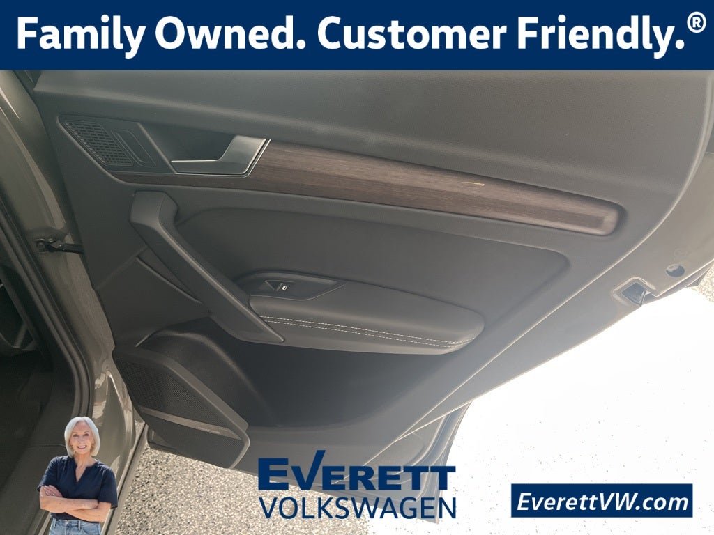 2024 Audi Q5 45 S line Premium Plus