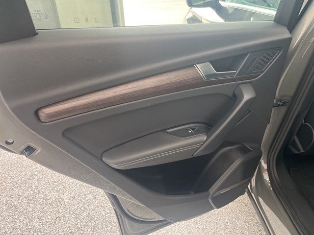 2024 Audi Q5 45 S line Premium Plus